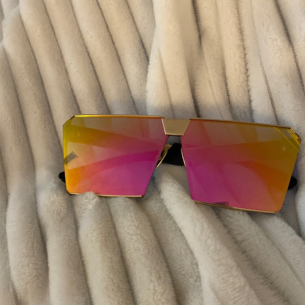 Cute pink sunnies